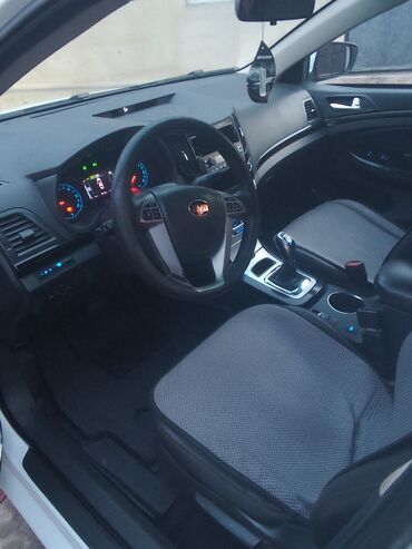 BYD: BYD E5: 2018 г., Автомат, Электромобиль, Седан — 9