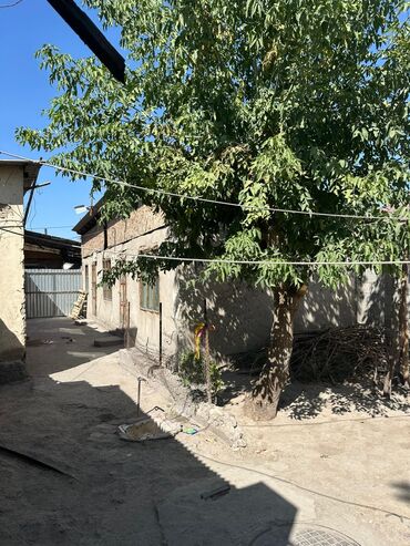 продается жилой дом с большим участкам в село кунтуу: Дом, 3 м², 4 комнаты, Собственник, Старый ремонт