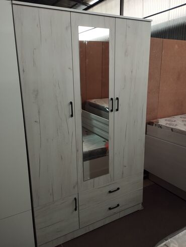 Шкафы для одежды: Шкаф для одежды, Новый, Прямой, ЛДСП — 1