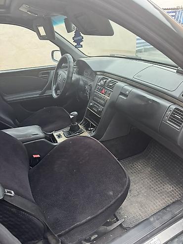 миления: Mercedes-Benz E-Class: 1999 г., 2.4 л, Механика, Бензин, Седан — 3