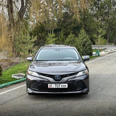 Toyota: Toyota Camry: 2018 г., 2.5 л, Вариатор, Гибрид, Седан