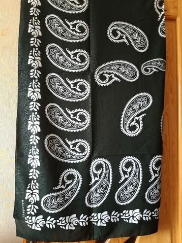 Baş geyimləri: Yeni pambiq materialli kelagayilar cox qewengdi.Rengleri de movcuddur — 14