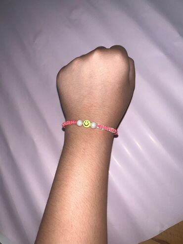 Bijuteriya dəstləri: İki ədəd qolbaq seti 1) Boncuklu qolbaq: - Çəhrayı şüşə/akril -da lalafo.az — 1 Bijuteriya dəstləri: İki ədəd qolbaq seti 1) Boncuklu qolbaq: - Çəhrayı şüşə/akril — 1