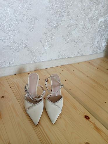 ilan sep: Villa Rina “Style of Italy” qadın tuflisi - Rəng: süd ağ/ekru - — 4