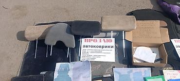 шторы на бус: Подушка с мягкой набивкой, цвет - Бежевый, Б/у — 1