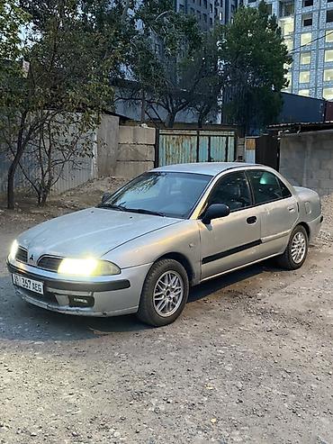 Mitsubishi Carisma: 1999 г., 1.8 л, Механика, Бензин, Седан at lalafo.kg Mitsubishi Carisma: 1999 г., 1.8 л, Механика, Бензин, Седан