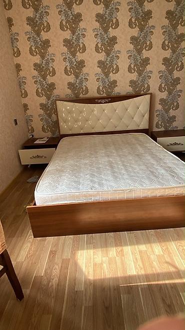 Yataq otağı mebel dəsti Tərkib: - İkinefərlik çarpayı: taxta karkas