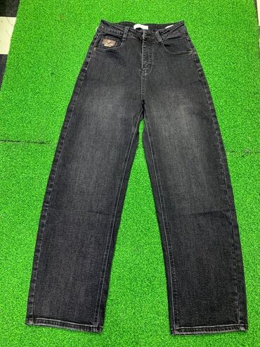 Джинсы: Джинсы мужские, свободный крой. Варианты: - Серый деним с эффектом — 10