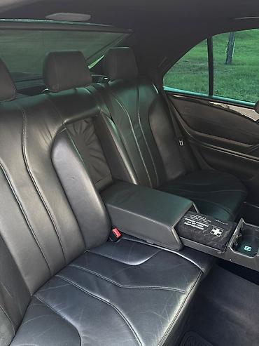 задний вид w210: Mercedes-Benz E-класс AMG: 2000 г., 5.5 л, Автомат, Бензин, Седан — 7