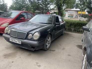 венто 1996: Mercedes-Benz 230: 1996 г., 2.3 л, Автомат, Бензин, Седан