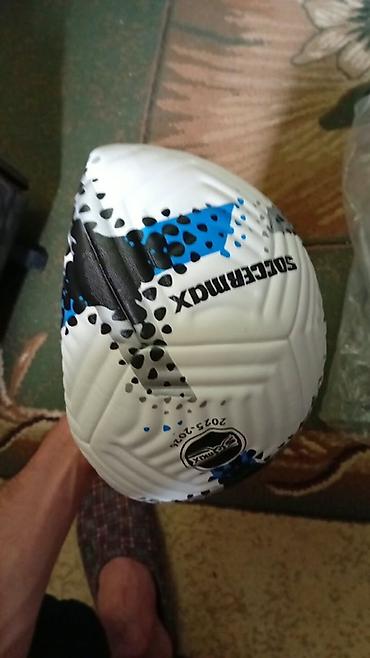 İdman və istirahət: Məhsul: Futbol topu – SoccerMax, AFFA loqolu Xüsusiyyətlər: - Rəng — 1