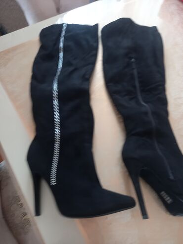 Çəkmələr: Amerikadan sifariş edilib. Çox uzundur, dizdən yuxarıdır, botforddur — 3