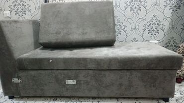 чистый диван: Цвет - Серый, Б/у