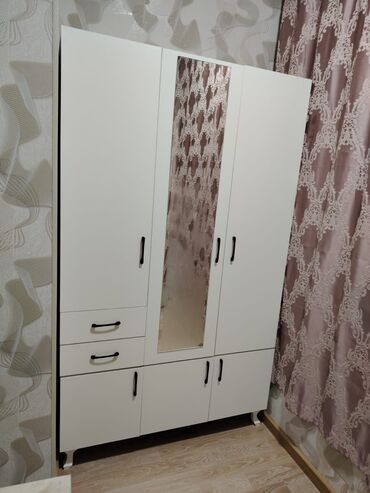 Dolablar: Yeni, Açılan, 3 qapılı Düz dolab, Dolab-asılqan, Türkiyə — 24