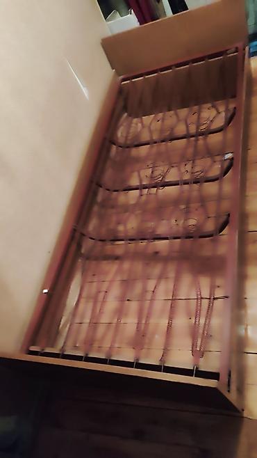 Çarpayılar: İşlənmiş, Təknəfərlik çarpayı, Bazasız, Matrassız, Siyirməsiz -da lalafo.az — 5 Çarpayılar: İşlənmiş, Təknəfərlik çarpayı, Bazasız, Matrassız, Siyirməsiz — 5