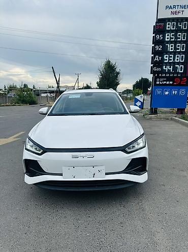 самые дешёвые электромобили: BYD E2: 2024 г., Автомат, Электромобиль, Кроссовер — 1