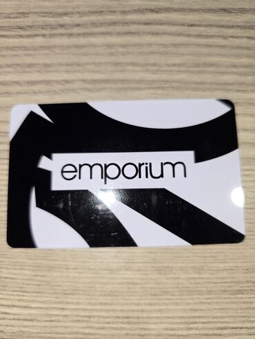 ağ uşaq krosovkaları: EMPORIUM hediyye karti 1000 AZN-lik