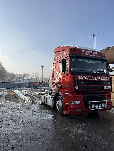 Тягачи: Тягач, DAF, 2002 г., Тентованный — 4