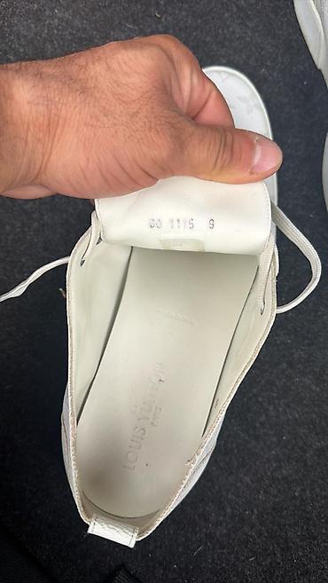 Orjinal Louis Vuitton kişi krossovkaları. 1300$ almışam. - Model at lalafo.az — 3 Orjinal Louis Vuitton kişi krossovkaları. 1300$ almışam. - Model — 3