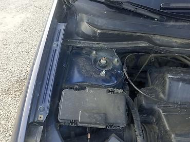 Honda: Honda Stream: 2003 г., 1.7 л, Механика, Бензин, Минивэн — 1