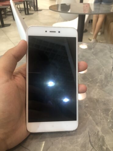 телефоны кыргызстан: Xiaomi, Redmi 5A, Б/у, 16 ГБ, цвет - Розовый, 2 SIM