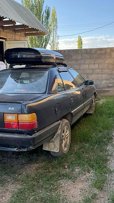 Унаа сатуу: Audi 100: 1988 г., 2.6 л, Кол менен иштөөчү, Бензин, Седан — 3