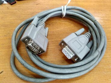 Noutbuklar üçün adapterlər: VGA Kabel