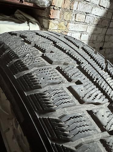 40 5: Шины 265 / 70 / R 16, Зима, Б/у, Комплект, Внедорожные (АТ/МТ) — 1
