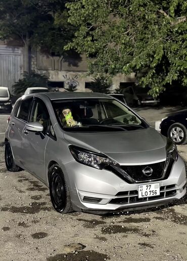 Nissan: Nissan Note: 1.2 l | 2017 il Hetçbek