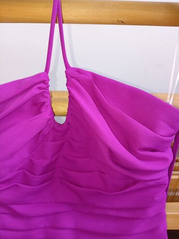 Haljine: NOVA, svečana, mini haljina neobične boje, CARMEN, vel. 38, M,ima — 2