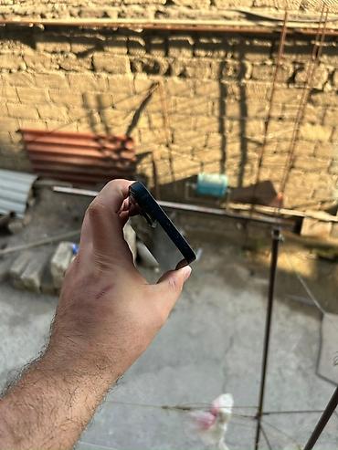 iphone 13 qiyməti: IPhone 13, 128 GB, Qara, Face ID — 4