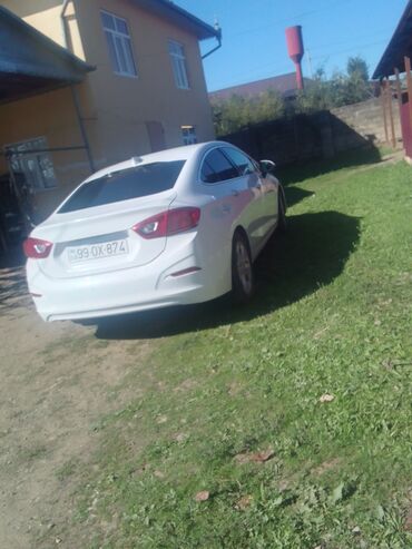 Chevrolet: Chevrolet Cruze sedan – ağ rəng, Ecotec benzin mühərriki və avtomatik — 8