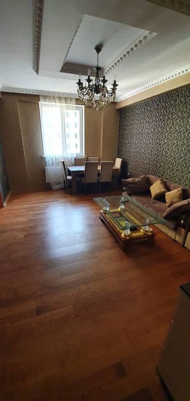 Uzunmüddətli kirayə mənzillər: Əhmədli metro yaxinliginda,Pitstopun arxasinda yerleshen yenitikili — 5