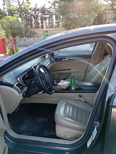 Avtomobil satışı: Ford Fusion sedan – geniş və komfortlu salon - Rəng: tünd boz kuzov — 6