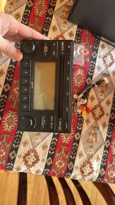 Minidisk və disk pleyerlər: Avtomobil üçün Hyundai MP3 player