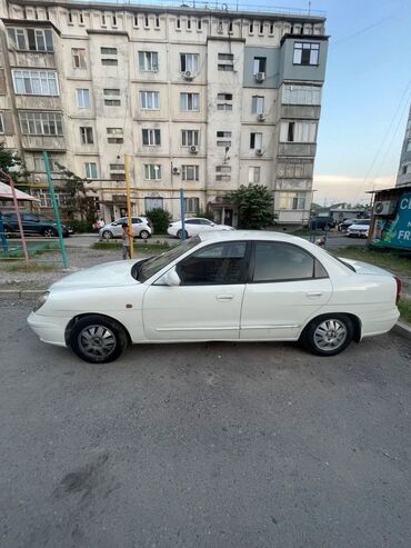 Daewoo: Daewoo Nubira: 2001 г., 1.5 л, Автомат, Бензин, Седан