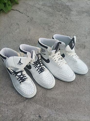 джордан 1: Мужские кроссовки, 37, 40, Nike, Б/у, цвет - Белый, Самовывоз, Платная доставка — 2