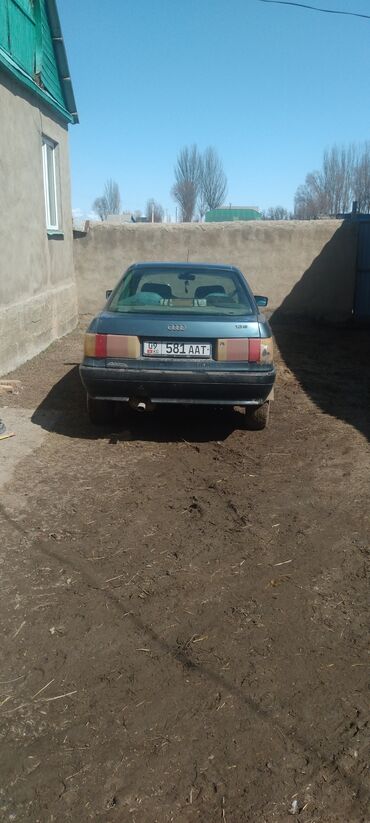 Audi: Audi 80: 1990 г., 1.8 л, Механика, Бензин, Седан