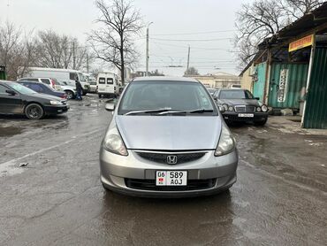 Honda: Honda Fit: 2003 г., 1.3 л, Вариатор, Бензин, Седан