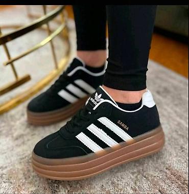 Patike: 36 do 41
3200 din — 2