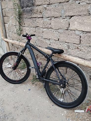 İdman velosipedləri: Şəhər və yüngül off-road sürüşlər üçün dağ velosipedi - Rəng: mat — 3