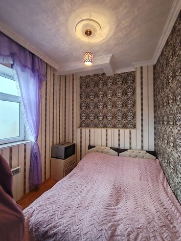 Həyət evləri və villaların satışı: Binəqədi qəs. 3 otaqlı, 80 kv. m, Kredit yoxdur, Orta təmir — 4