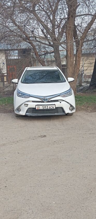 Toyota: Toyota Corolla: 2017 г., 2 л, Робот, Гибрид, Седан