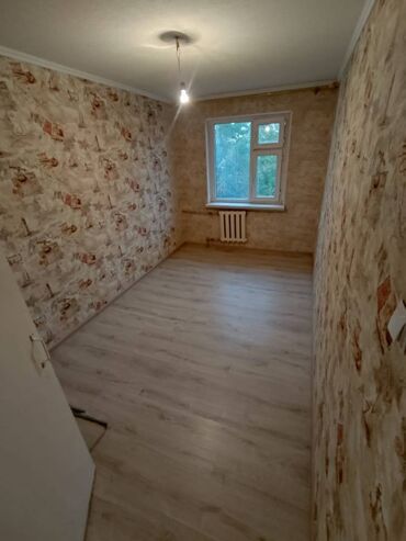 5 комнатные квартиры: 3 комнаты, 58 м², 103 серия, 4 этаж