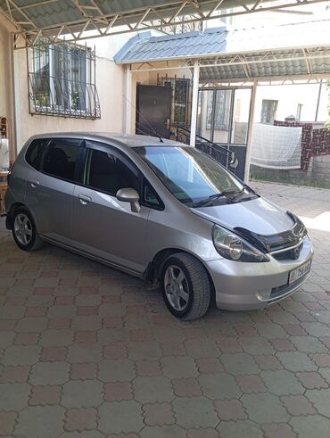 авто с последующим выкупом фит: Honda Fit: 2002 г., 1.5 л, Вариатор, Газ
