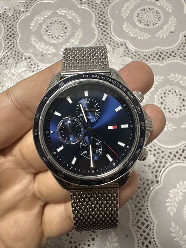 samsung gear s: Б/у, Наручные часы, Tommy Hilfiger, цвет - Белый