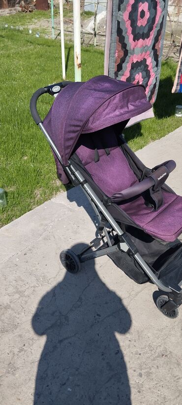 прогулочная коляска gold baby: Коляска, цвет - Фиолетовый, Б/у
