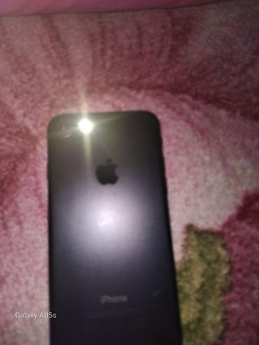 Apple iPhone: IPhone 7, Qara, Barmaq izi — 11