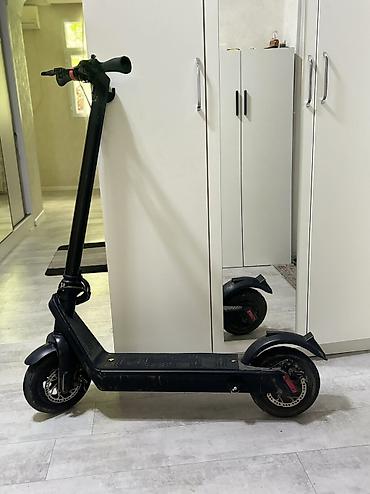 Электротранспорт: Elektrik skuter – qara rəng, şəhər daxili rahat hərəkət üçün. - Güclü — 1