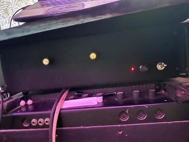 Mikşerlər: Səhnə və studiya üçün tam səs avadanlığı paketidir. Tərkib: - — 24